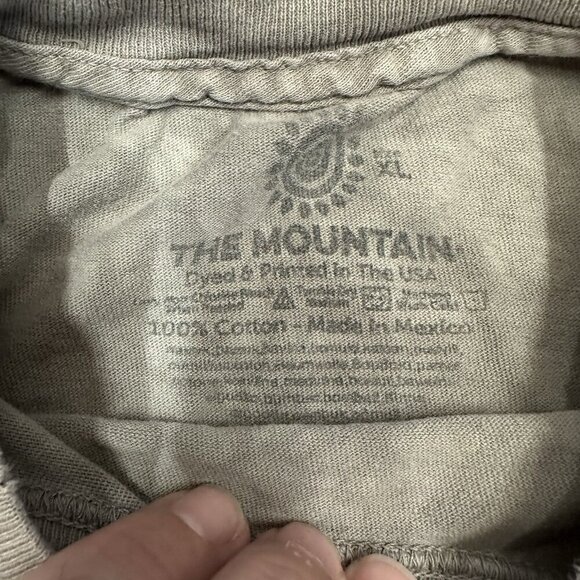 The Mountain Mens XL T Shirt Elephant Tie Dye African Lion Safari Grey - Picture 5 of 8